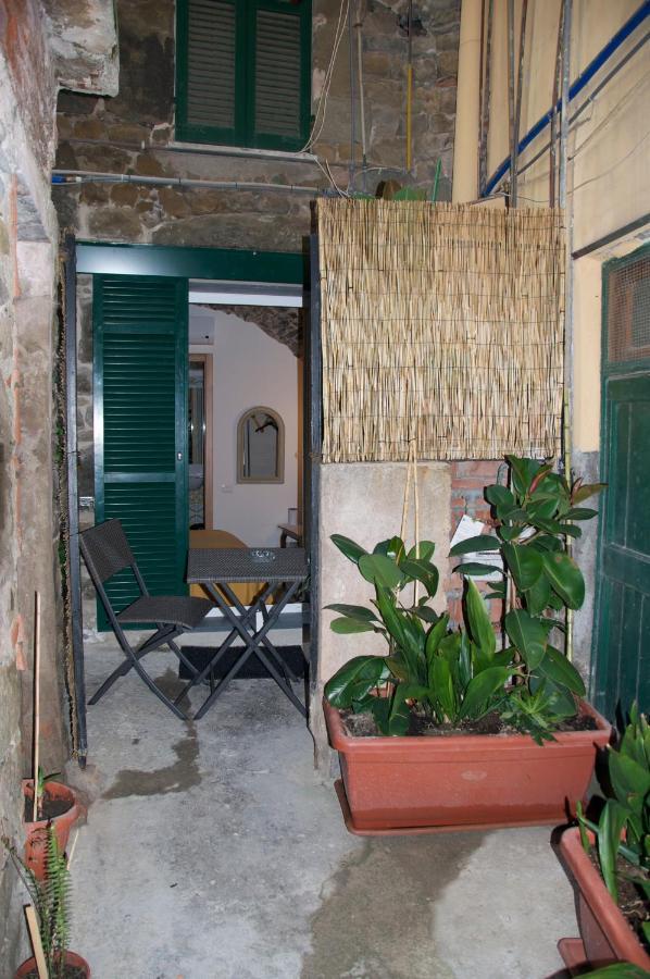 Hotel La Croce Dei Templari - Very Central With Parking - à Riomaggiore Extérieur photo